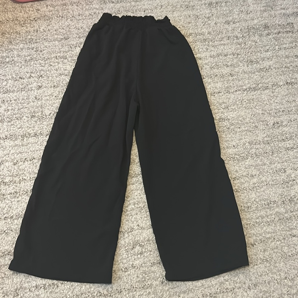H&M Girls Paper Bag Pants LIGHTLY USED SIZE 12 BLACK - Picture 6 of 6